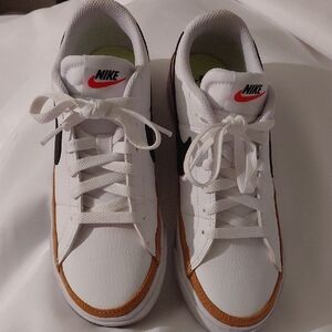 Nike Court Legacy Kids, Women Sz 7